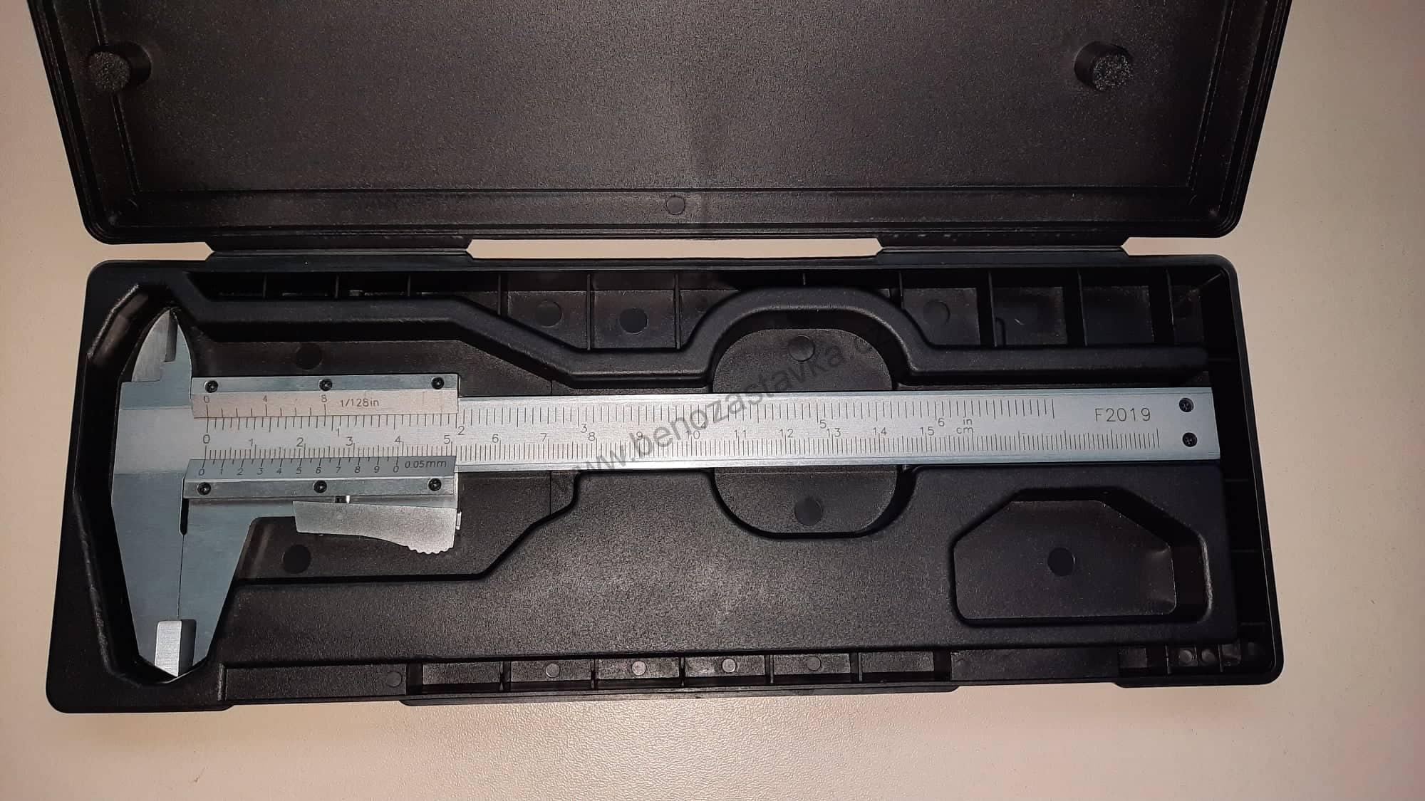Posuvné měřítko/šuplera - 150 mm - DIN 862 - Fervi
