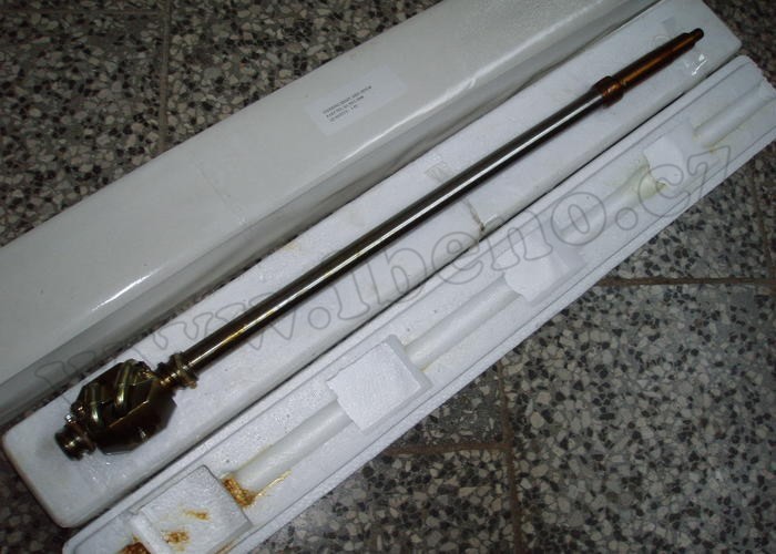 Kuličkový šroub s maticí 730 mm - Zetor URI