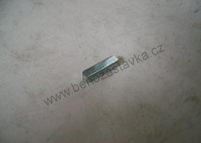 Pero 4H9x4x12 - Zetor 997842