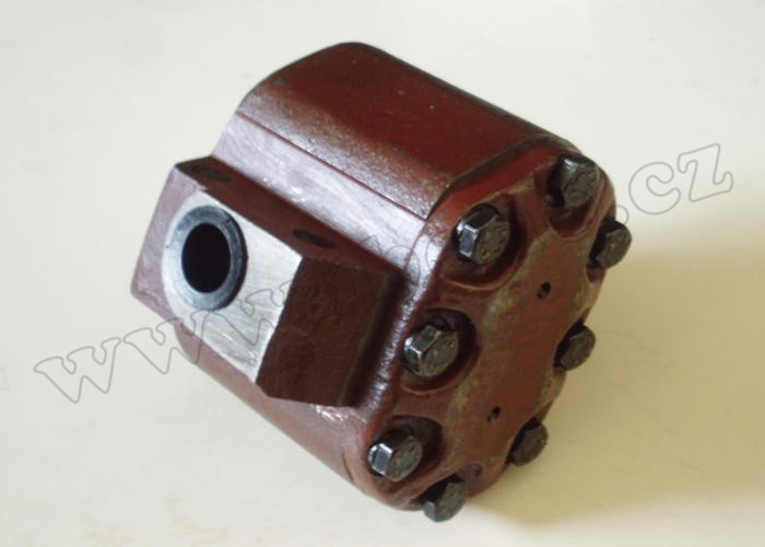 Čerpadlo hydrauliky - Zetor URI