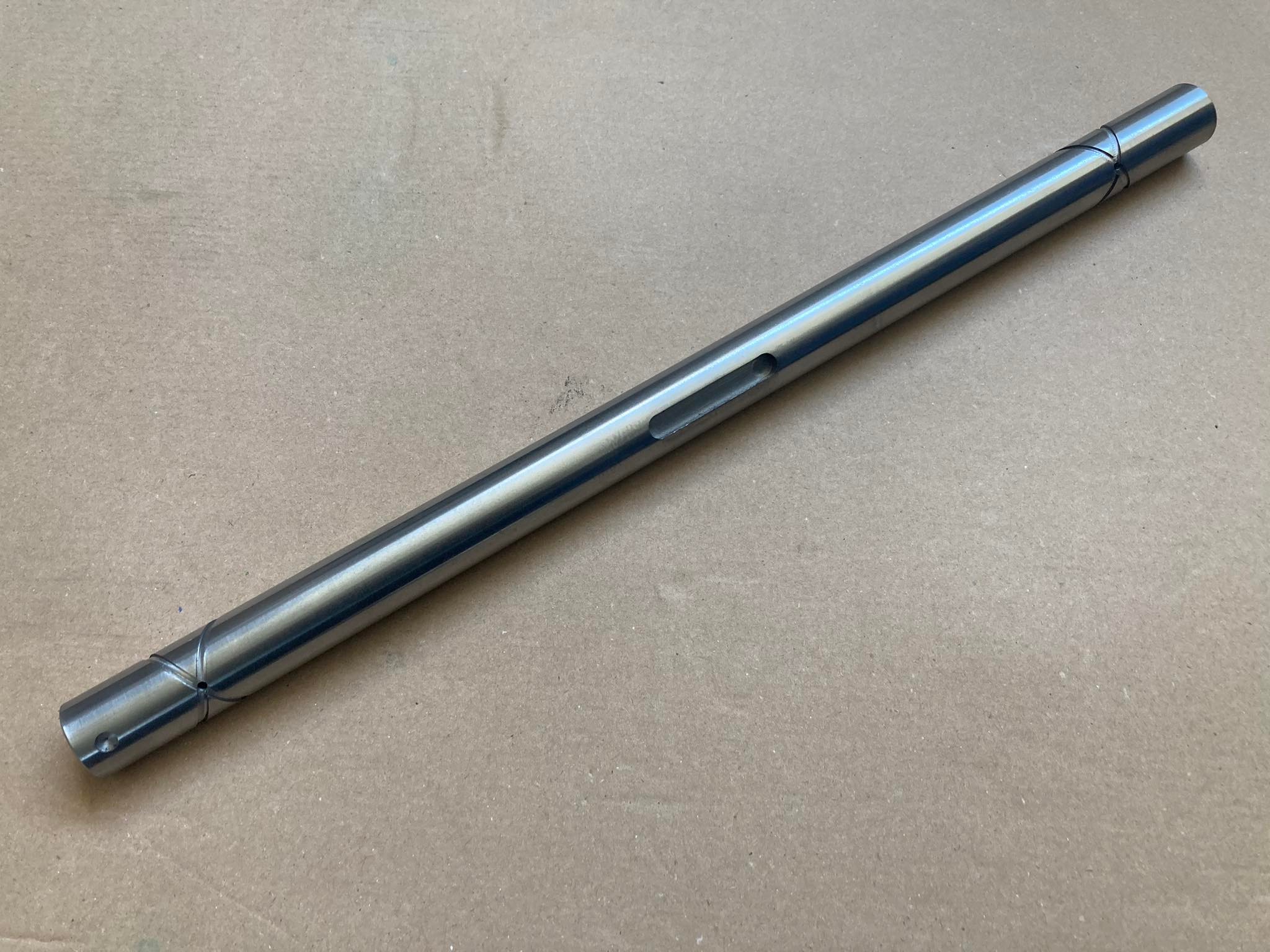 Hřídel vypínací páky spojky - Zetor 25 A/K