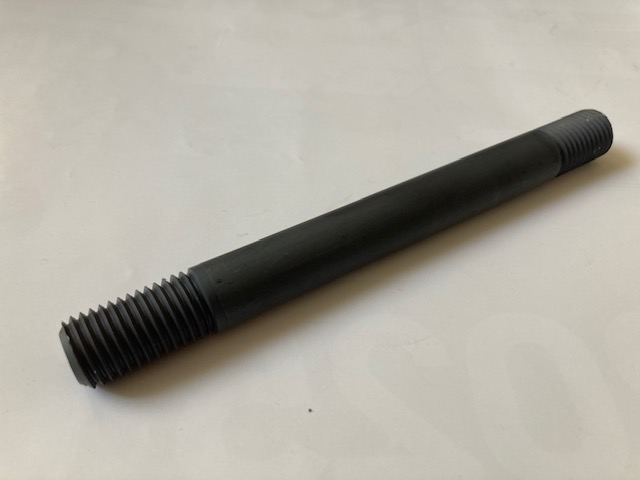 Šroub hlavy motoru pevnostní originál M16x2 - Zetor 25 A/K