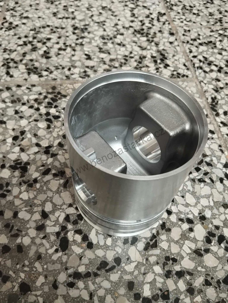 Píst průměr 100mm 4 drážkový "B" - Zetor URI