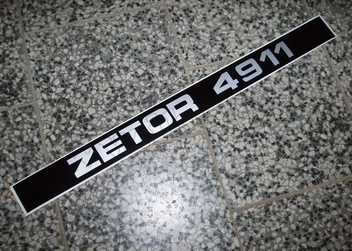 Nápis boční pravý 4911 - Zetor 4911